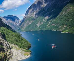 Opplev fjordene | Fantastisk utsikt fra helikopter.