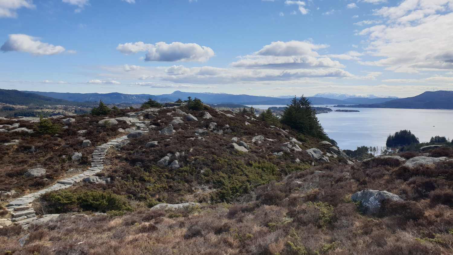 Biltur fra Bergen til Austevoll og Bekkjarvik