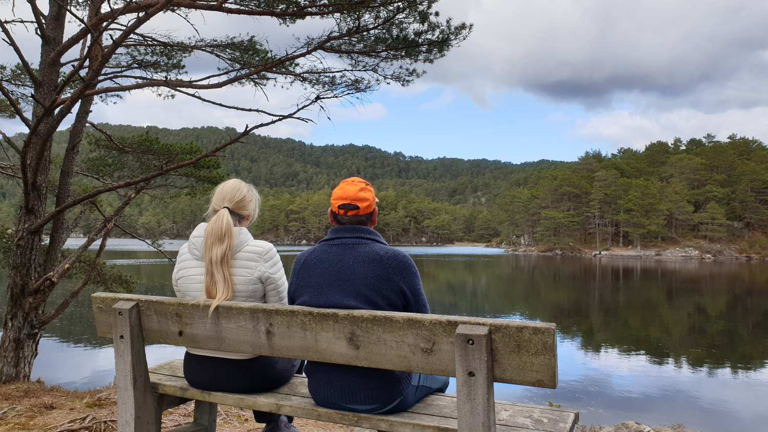 Biltur fra Bergen til Austevoll - Vinnesvannet