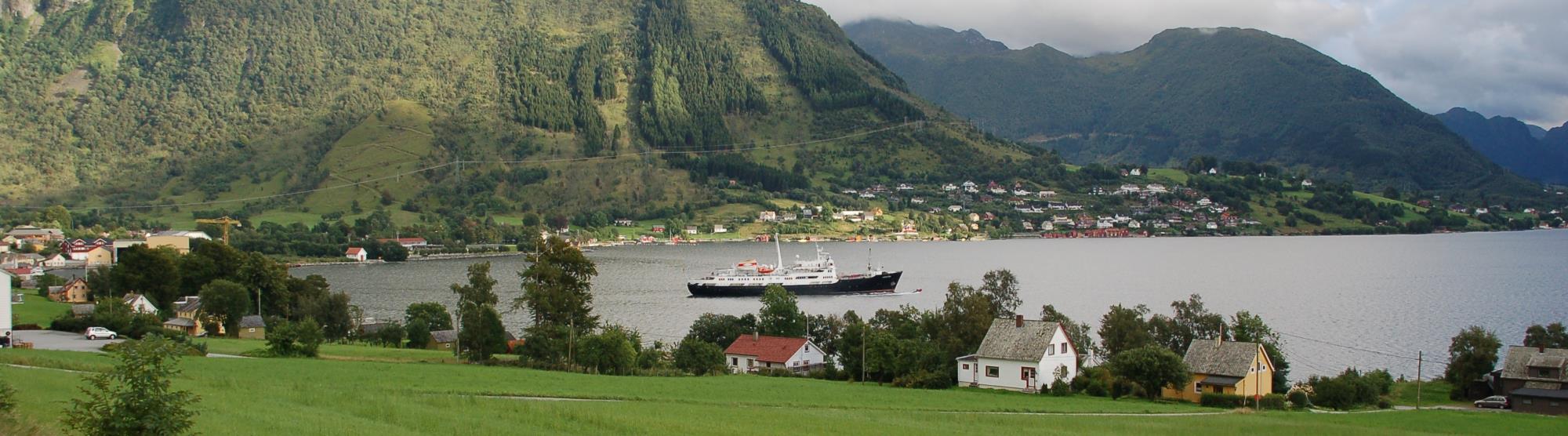 Besøk Rosendal med Baroniet og Folgefonna
