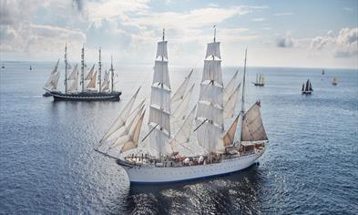 Statsraad Lehmkuhl 
