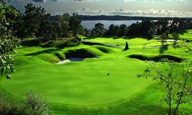 Hull 13 Meland Golf
