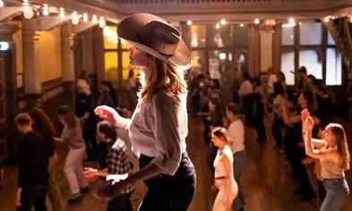WET COUNTRY LINE DANCE PARTY