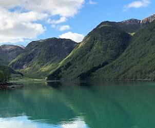 Fjorden utenfor allfarvei