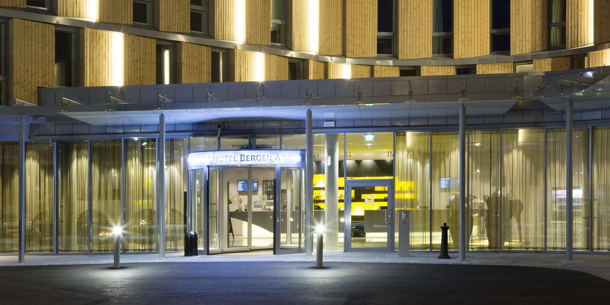 Comfort Hotel Bergen Airport - fasade