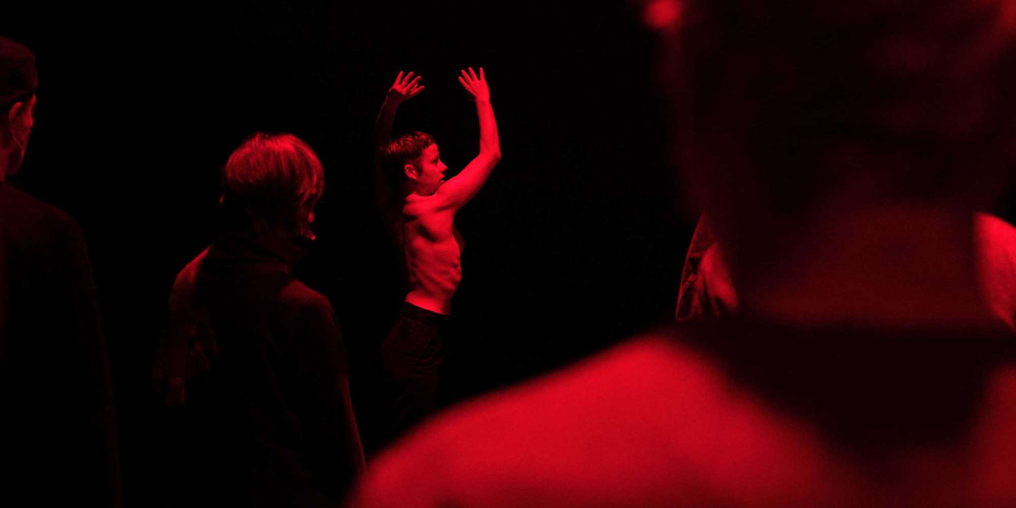 The Skin in Between the Fingers av Carol Teixeira