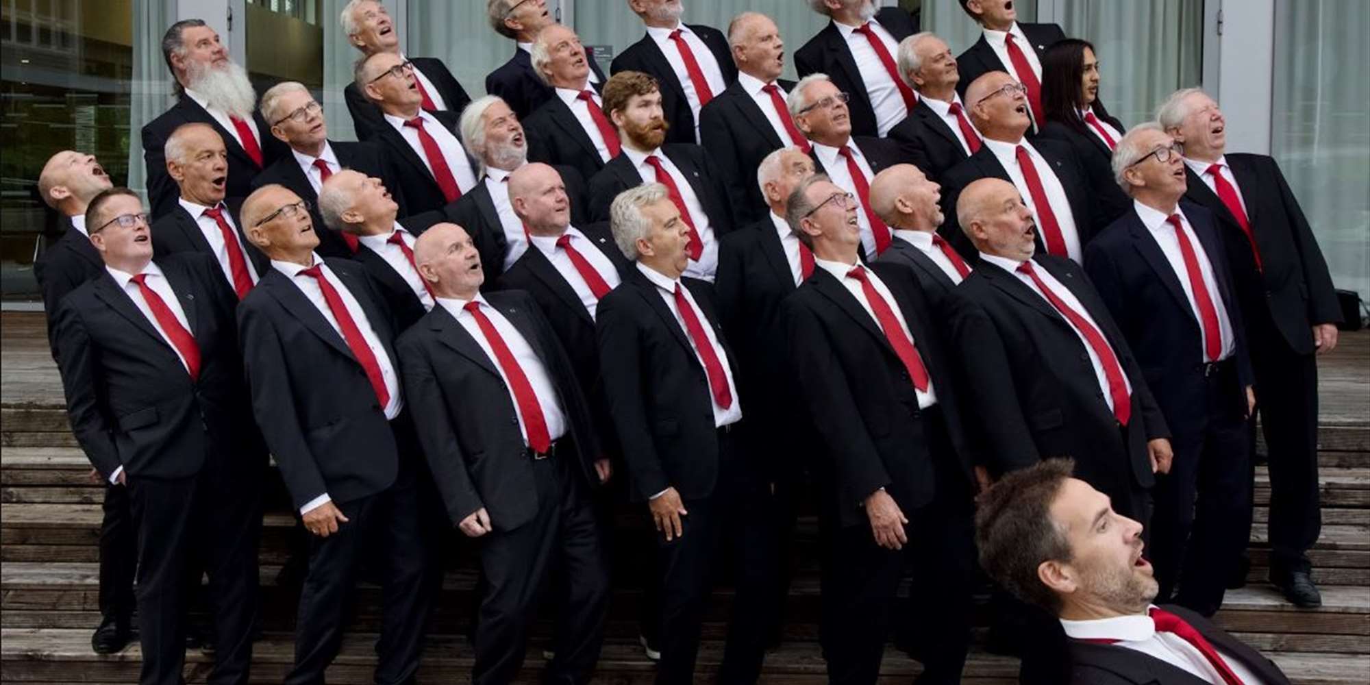 Lov og takk til evig tid!