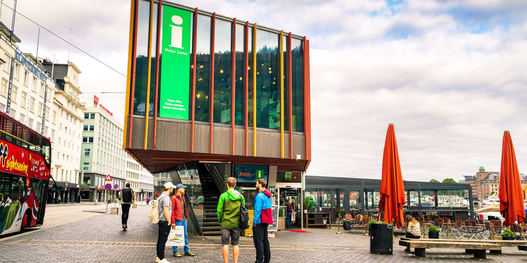Avreise og retur ved Turistinformasjonen