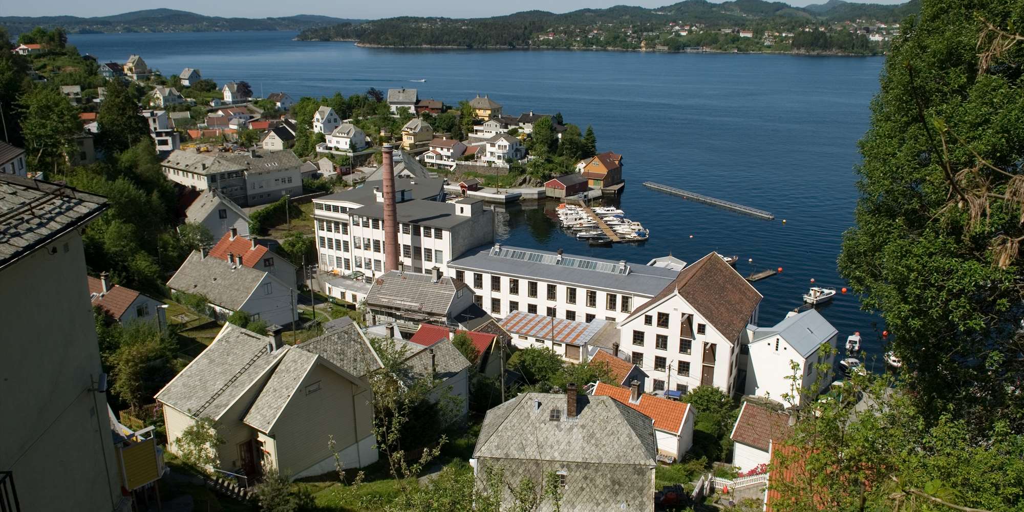 Salhus Tricotagefabrik og kulturmiljøet Salhus Tricotagefabrik og kulturmiljøet