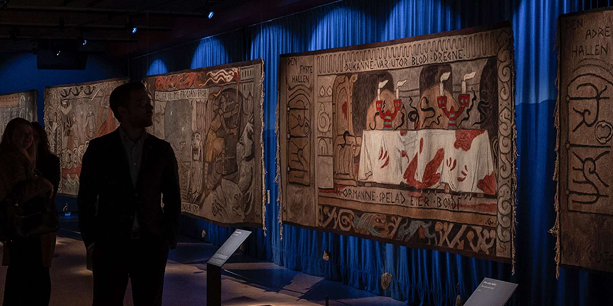 Ragna Breivik. Åsmund Frægdagjeva og livet ved veven