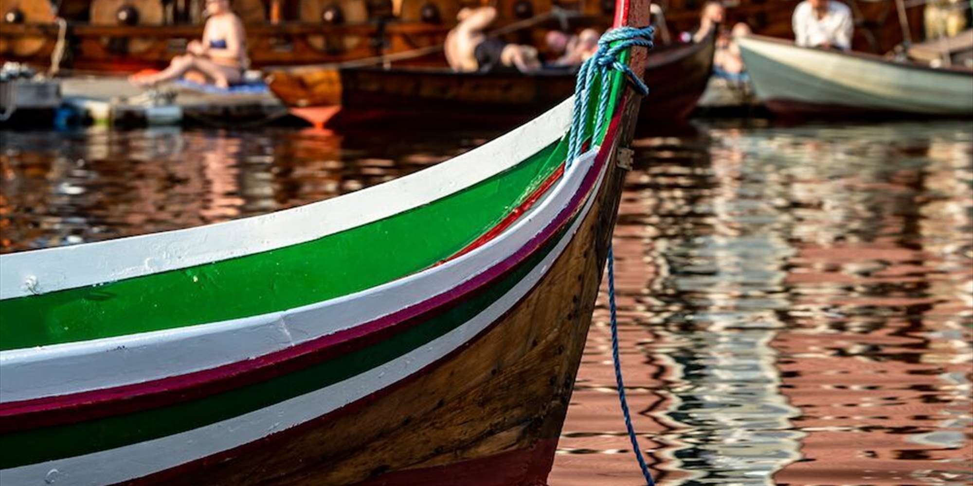 Båt i havnen