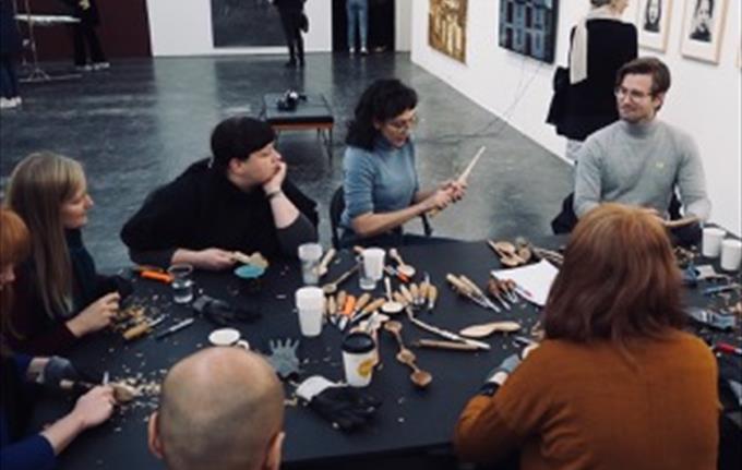 Kurs i skjespikking – Spoon carving med kunstner Amber Ablett