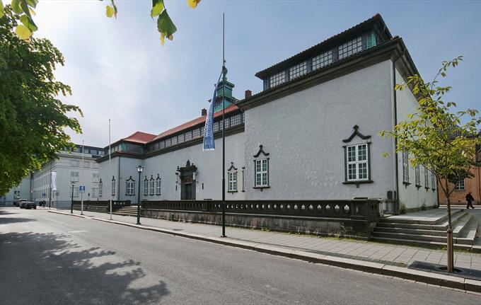 Arkitekturvandring i Rasmus Meyers Samlinger