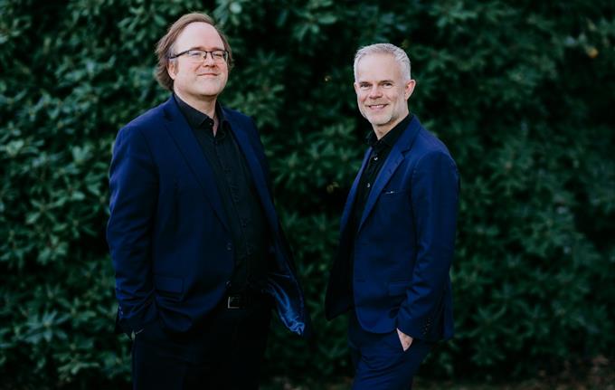 BEKREFT AT DU IKKE ER EN ROBOT