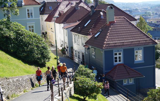 Spasertur ned fra Fløyen