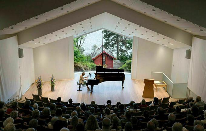 Lunchtime concert at Troldhaugen