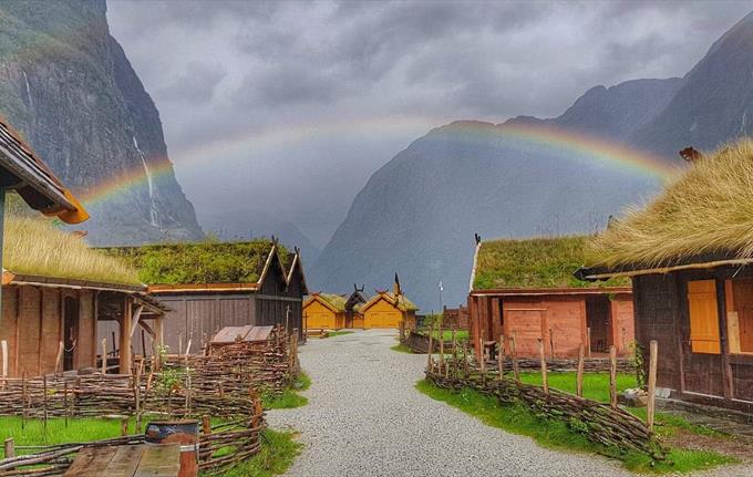 Vikingslandsbyen Njardarheimr
