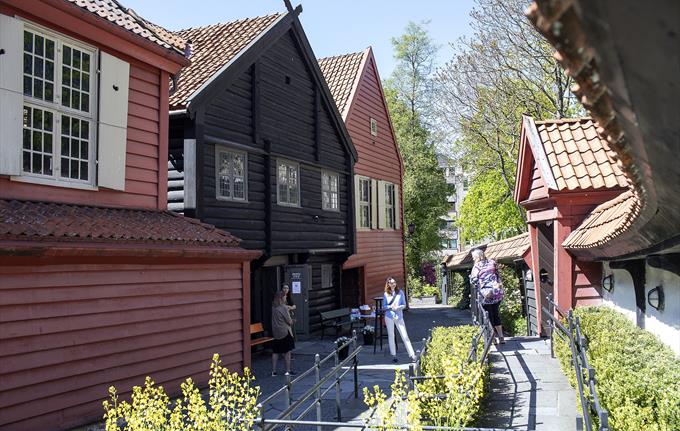 Ved inngangen til Det Hanseatiske Museum og Schøtstuene