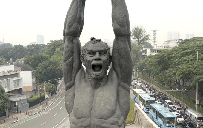 Smashing Monuments Still