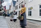 Til tjeneste!