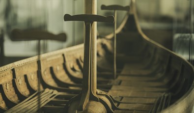 En ny utstilling om vikingskipene