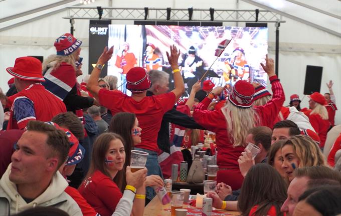 Norge - England i Vognhallen!
