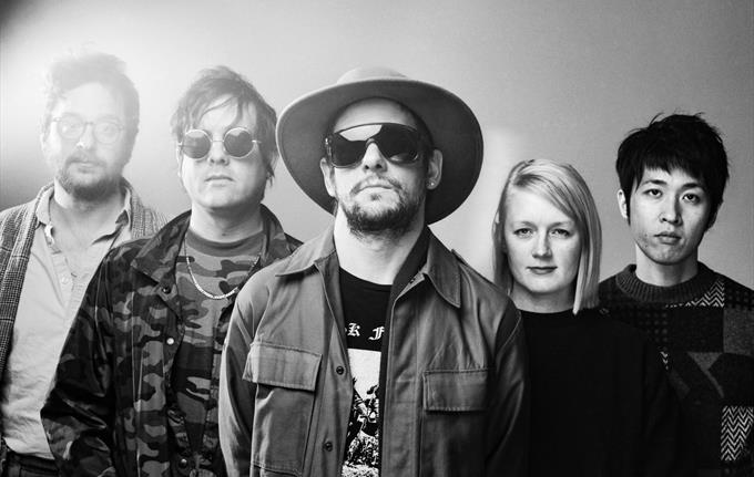 Ryan Davis & the Roadhouse Band (US) + Styrofoam Winos (US)