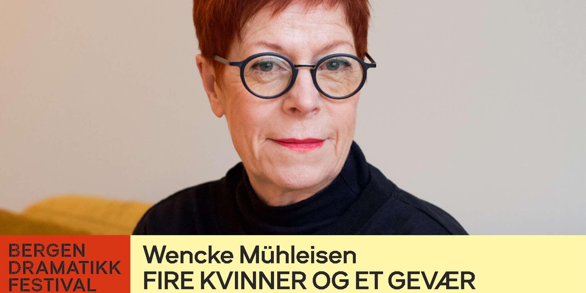 FIRE KVINNER OG ET GEVÆR FIRE KVINNER OG ET GEVÆR