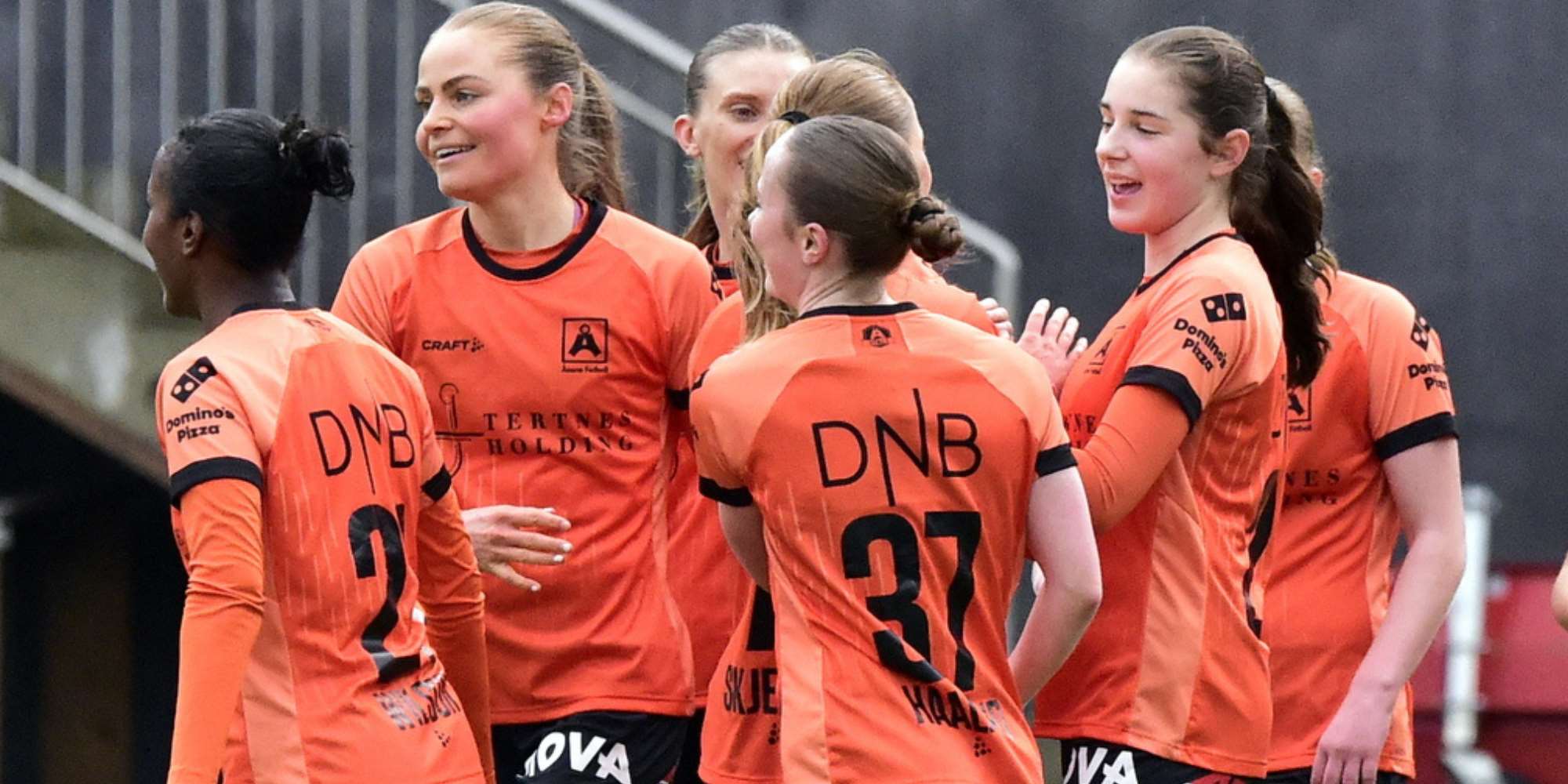 Åsane - Arna Bjørnar 1. divisjon kvinner Åsane - Arna Bjørnar 1. divisjon kvinner