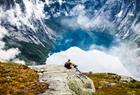 Nydelig utsikt på guidet todagers fjelltur til Trolltunga